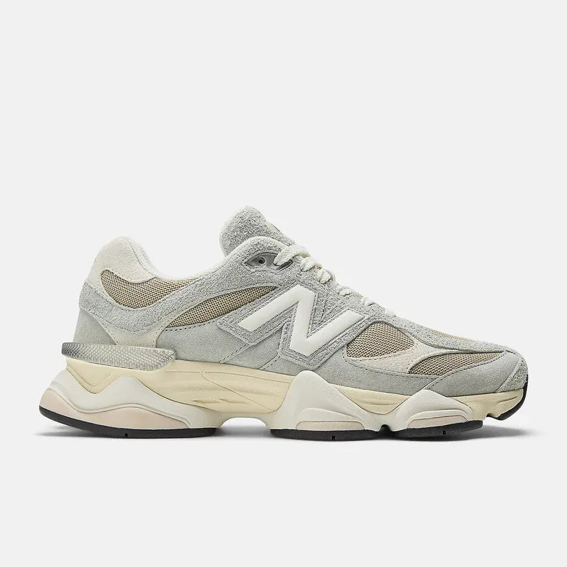 NB 9060 SNEAKERS